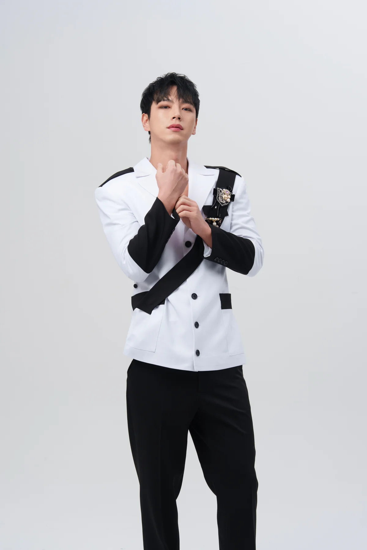 남충화 cast portrait