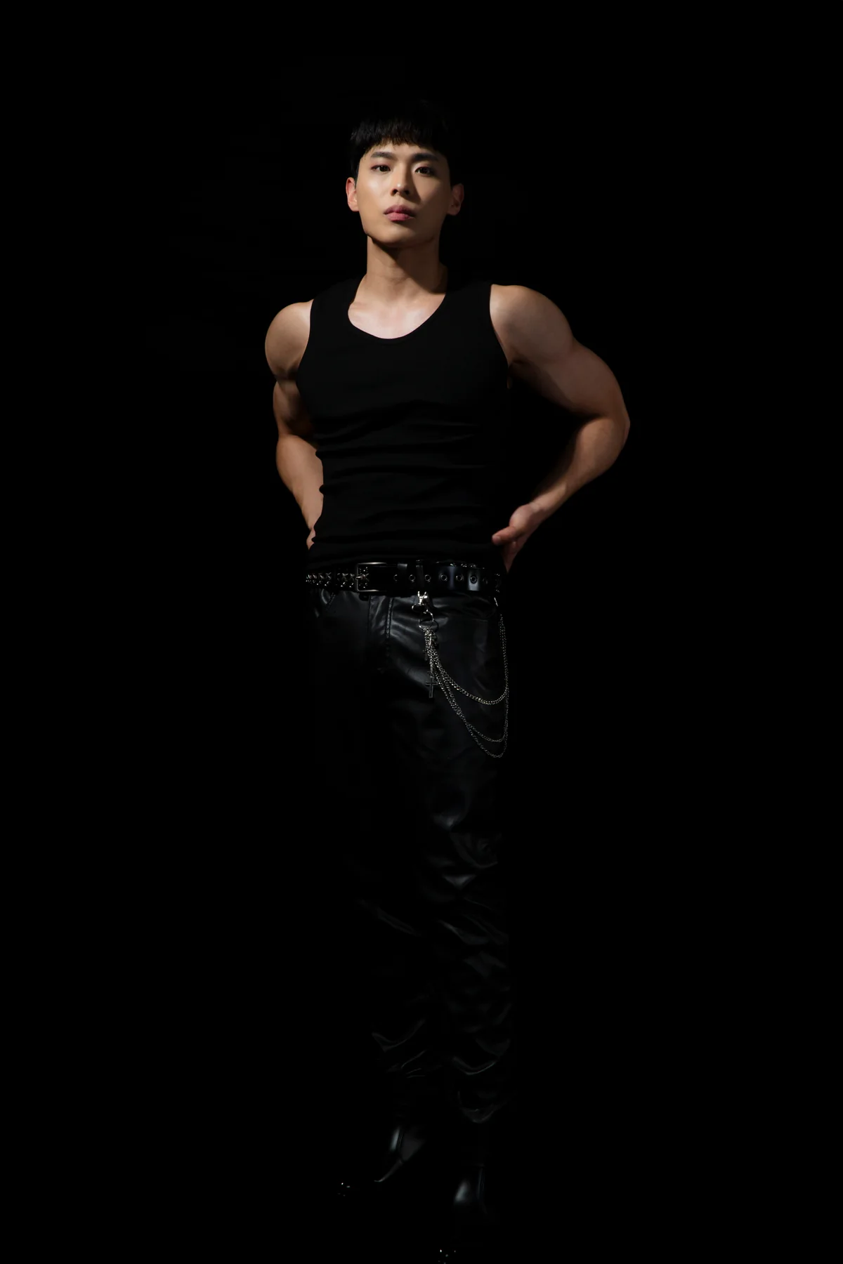 준형 stage portrait